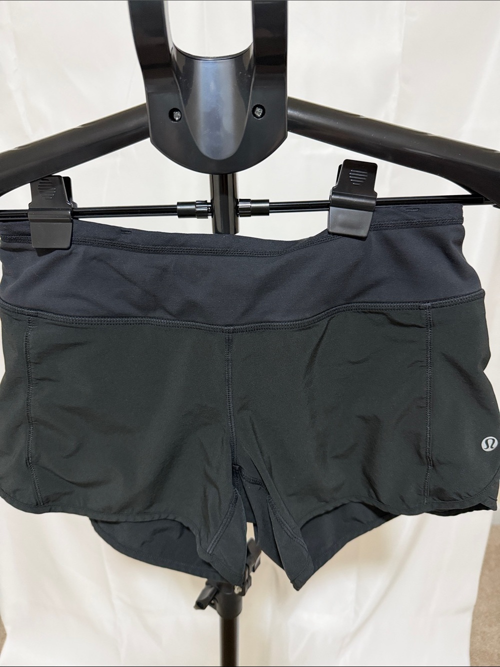 Lululemon Women’s Black Speed up Shorts